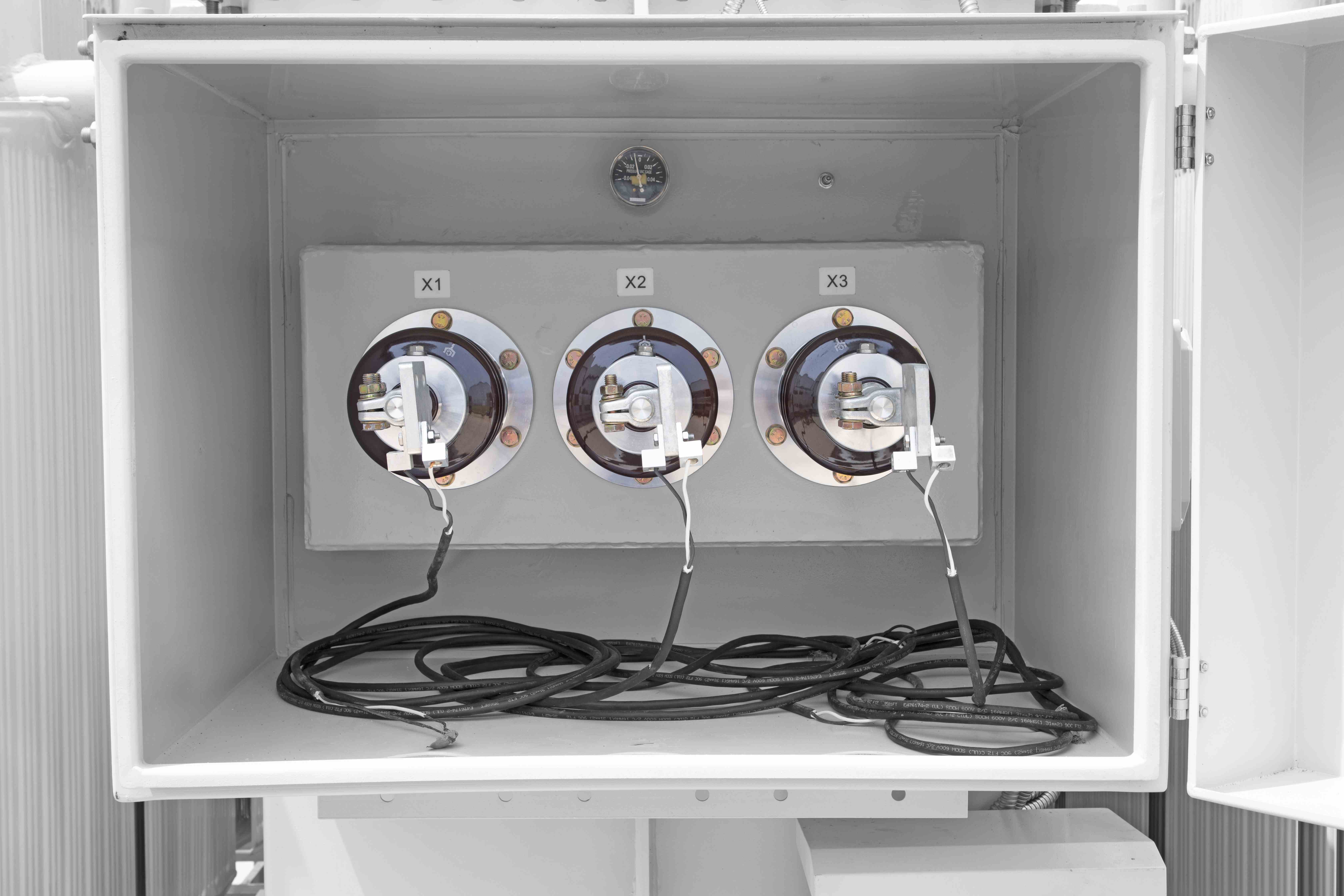 Larson Electronics - 5 MVA Conservator Substation Transformer - 38000V ...