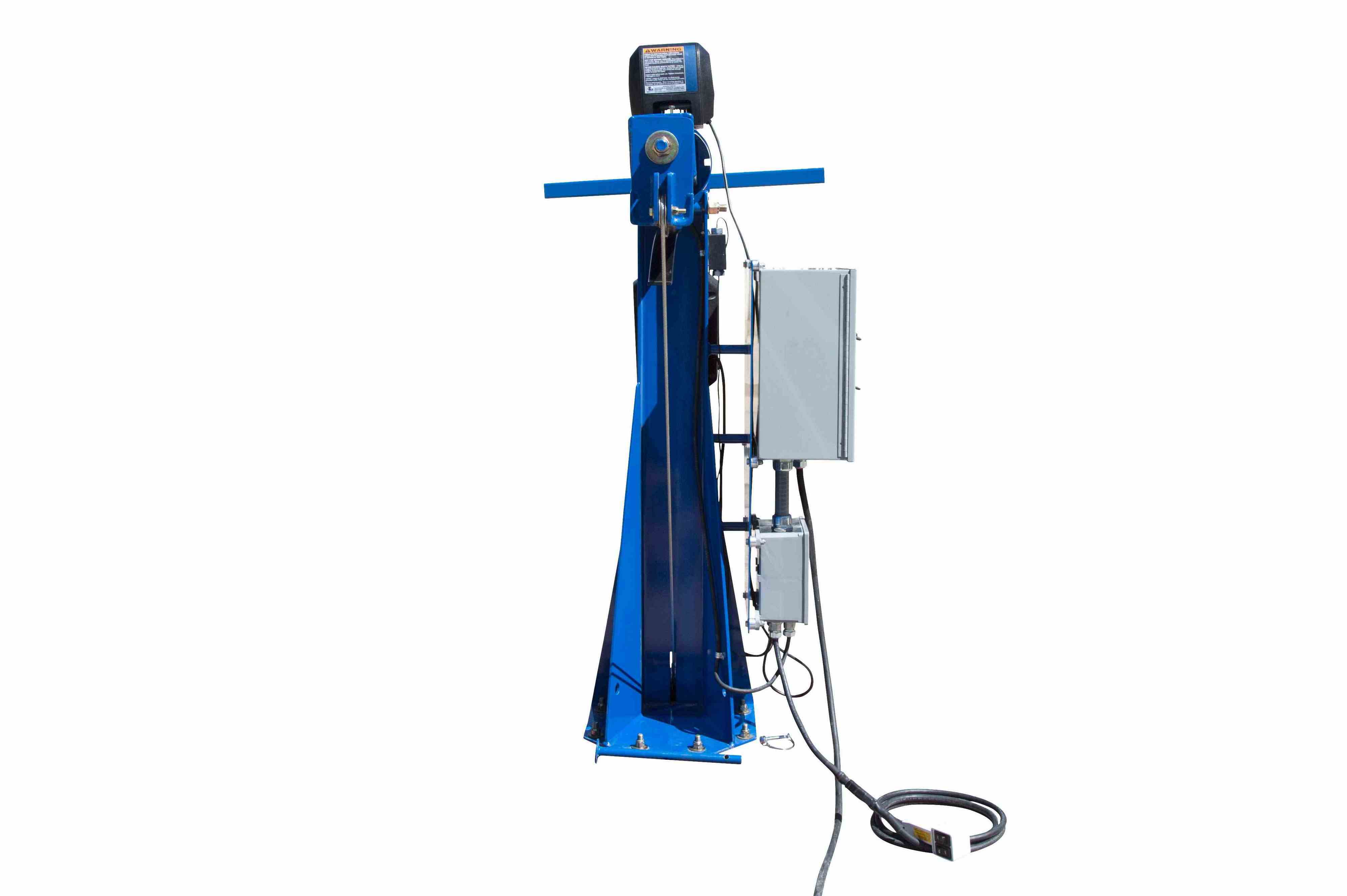 Larson Electronics - 35' Light Mast w/ Electric Winch Operation - 5 ...