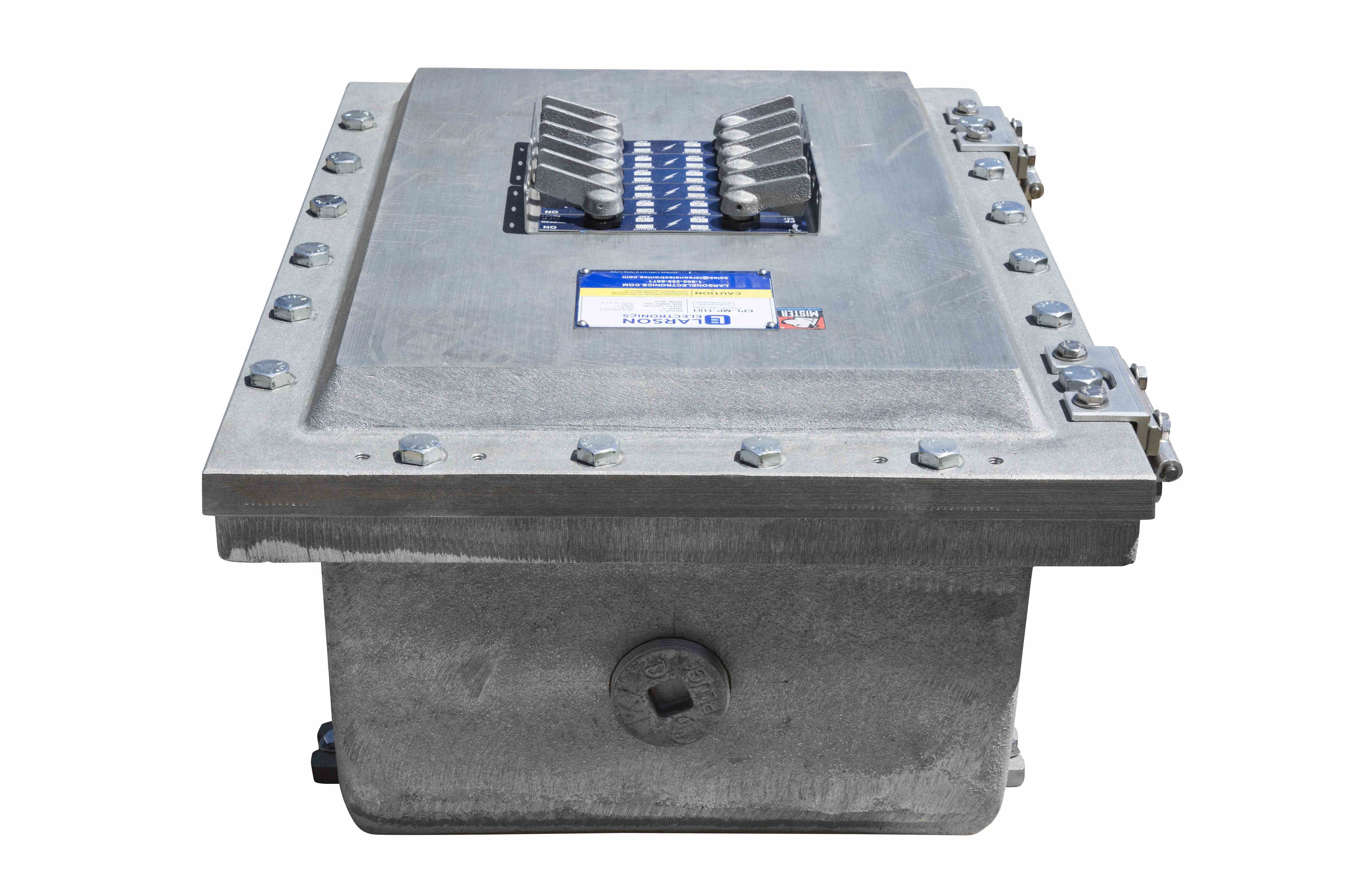 Larson Electronics - Explosion Proof Panelboard - C1D1 - 208Y/120V, 3 ...