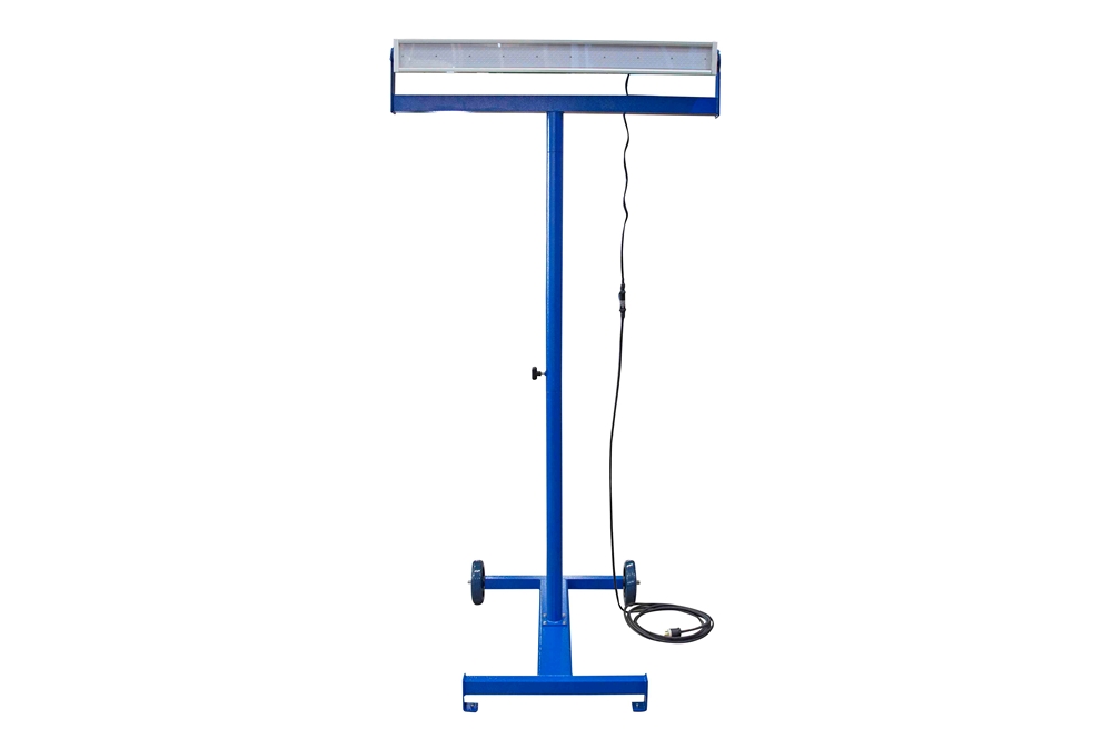 Larson Electronics - 160W Mobile LED Light Stand w/ Dual Wheels - 360 ...
