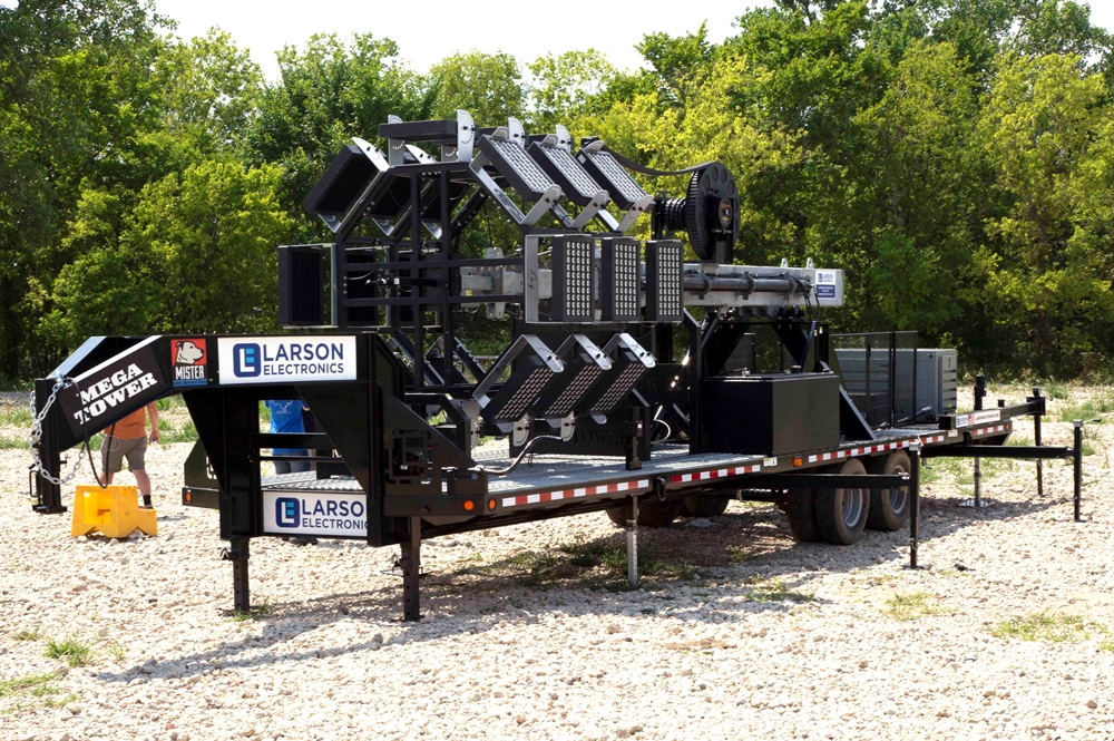 Larson Electronics - 77' Hydraulic Megatower™ Light Plant - 33' Trailer ...