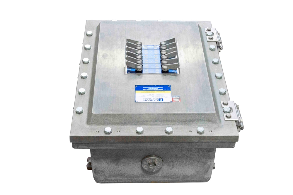 Larson Electronics - Explosion Proof Panelboard - C1D1 - 208Y/120V, 3PH ...