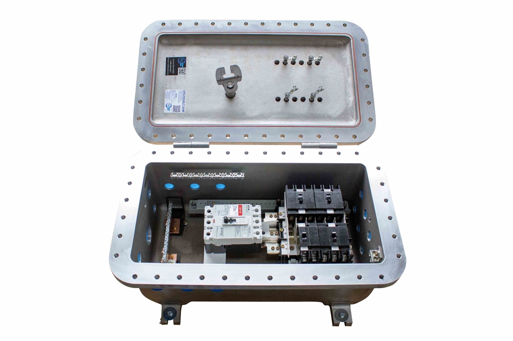 Larson Electronics - Explosion Proof Panelboard - 480Y/277V - (1) 100A ...