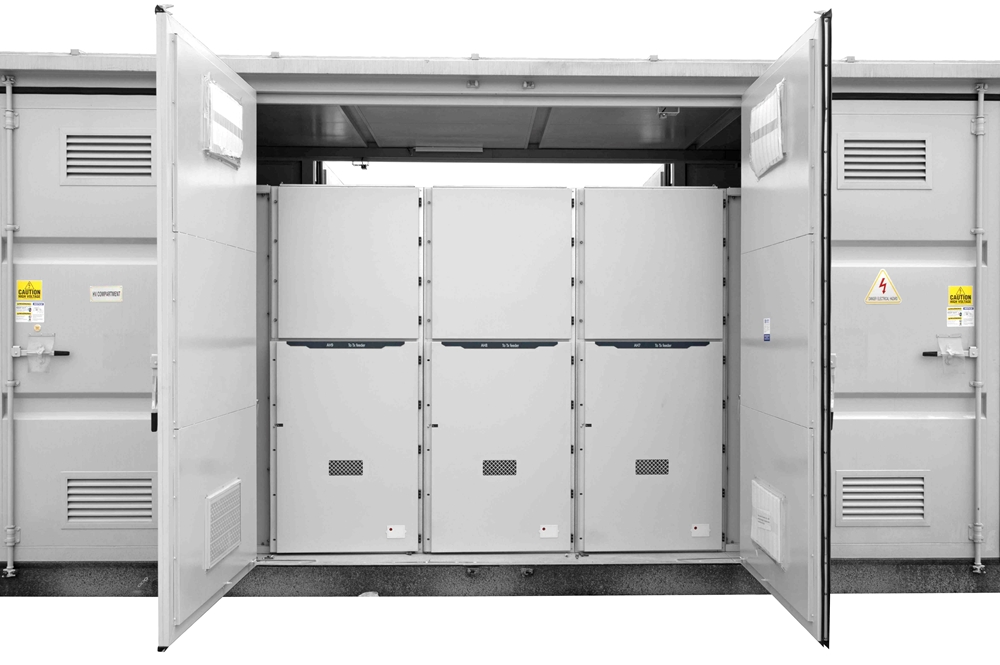 Larson Electronics - Metal Clad Switchgear, 1200 Amp, 27 KV AC, 3-Pole ...