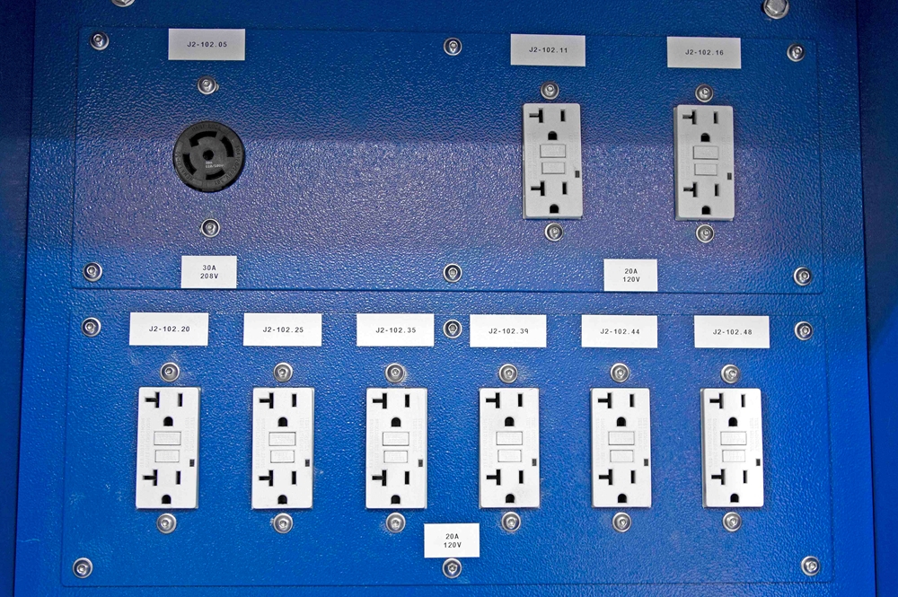 Larson Electronics - 45 KVA Portable Power Distribution, 480V-240D/120V ...