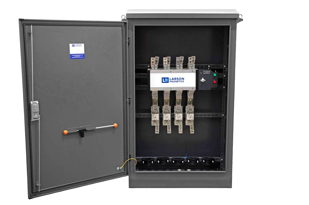 Larson Electronics - Fusible Manual Transfer Switch - 600V, 3 PH - 600A ...
