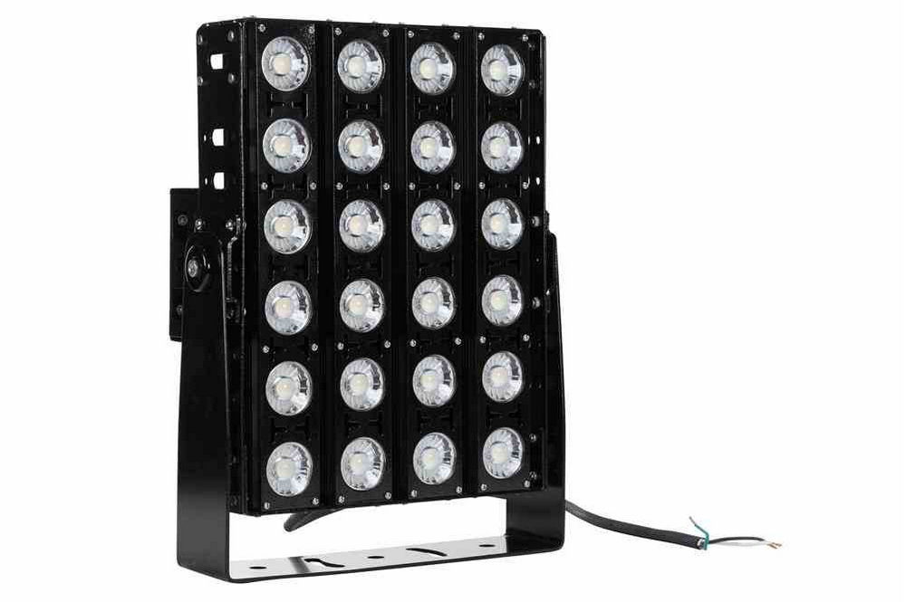 Larson Electronics - 300W High Intensity LED Light - 40,500 Lumens ...
