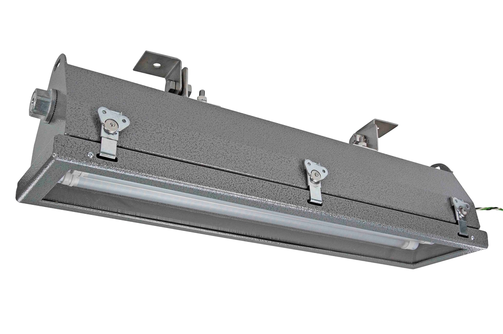 Larson Electronics - Class 1 Div 2 LED Pivoting Light - 2 foot 3 lamp ...